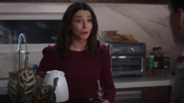 Derek Lam 10 Crosby Locken Suéter de manga abullonada usado por Amelia Shepherd (Caterina Scorsone) como se ve en Grey's Anatomy (T20E04)