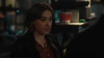 Rails Lore Coat worn by Special Agent Hana Gibson (Keisha Castle-Hughes) as seen in FBI: Most Wanted (S05E07)