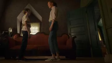Gola Tennis Sneakers worn by Nina Locke (Darby Stanchfield) as seen in Locke & Key (S02E01)