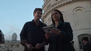 Chemise matelassée déperlante Filson Hyder portée par Tyler Locke (Connor Jessup) dans Locke & Key (S02E04)