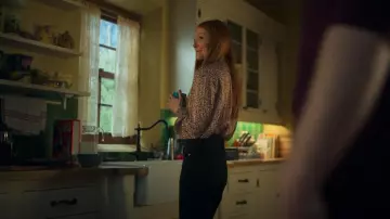 Levi's 501 Jeans worn by Nina Locke (Darby Stanchfield) as seen in Locke & Key (S02E06)