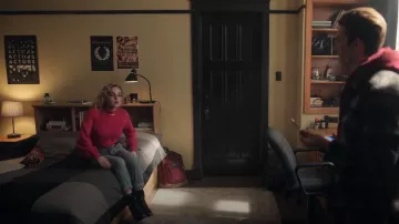 Topshop High Waist Mom Jeans worn by Eden Hawkins (Hallea Jones) as seen in Locke & Key (S02E07)