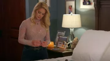 Ceinture Hermès à logo inversé portée par Heidi Montag dans The Hills : New Beginnings (S02E11)