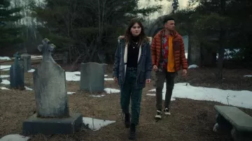 Hollister Sherpa Lined Anorak worn by Kinsey Locke (Emilia Jones) as seen in Locke & Key (S02E09)