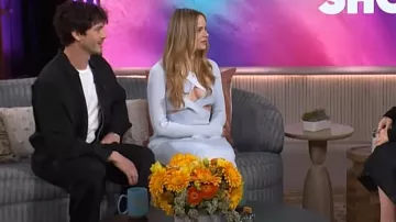 Dion Lee Har­ness Bra Cut Out Mi­di Dress worn by Joey King as seen in The Kelly Clarkson Show on April 5, 2024