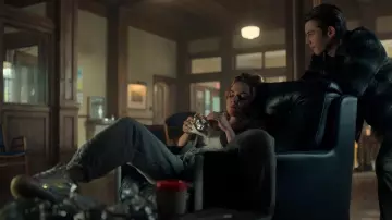 Topshop Co-Ord Quilt­ed Track­ies In Grey worn by Eden Hawkins (Hallea Jones) as seen in Locke & Key (S02E06)