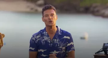 Camisa marrón de mezcla de lino Hibbert de Orlebar usada por Ryan Seacrest como se ve en American Idol (T22E08)