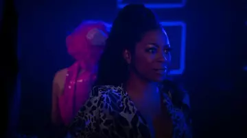 Alexis Bittar Faceted Wire Ear­ring worn by Renee (Bresha Webb) as seen in Run the World (S01E01)