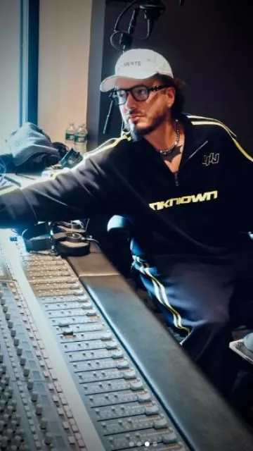 Maison Margiela x Gentle Monster Black Aviator Glasses worn by J Balvin on his Instagram account @jbalvin