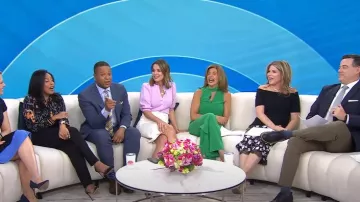 Veronica Beard Breves Jupe mi-longue en denim portée par Savannah Guthrie comme on le voit dans Aujourd’hui le 9 avril 2024