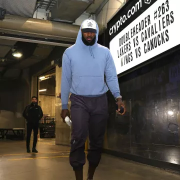 John Elliott Light Blue Vintage Hoodie worn by LeBron James on the Instagram account @lakers