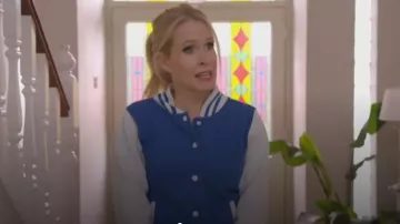 Uneek UC526 Chaqueta universitaria para mujer usada por Lucy (Lucy Beaumont) como se ve en Meet the Richardsons (S05E01)