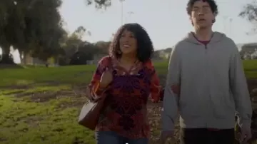 Johnny Was Syriah Blusa usada por Grillo (Angela E. Gibbs) como se ve en Not Dead Yet (T02E07)