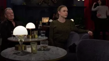 Minivestido con volantes metálicos de Milly Solene usado por Claire Grace (Hayley Erin) como se ve en The Young and the Restless el 9 de abril de 2024