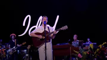 Chemise à manches courtes Guayabera de Howler Bros portée par Jack Blocker dans American Idol (S02E09)