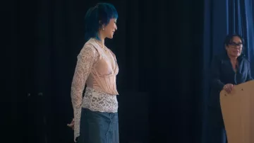 I.AM. GIA Gemma Top porté par Sasha So (Gemma Chua-Tran) dans Heartbreak High (S02E01)