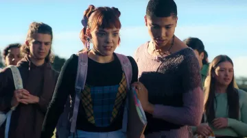 Topshop Corsé Top usado por Quinni Gallagher-Jones (Chloé Hayden) como se ve en Heartbreak High (T02E03)