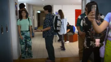 Forever 21 Abstract Print Cargo Pants worn by Carmie Henley (Kaileen Chang) as seen in I Woke Up a Vampire (S02E02)