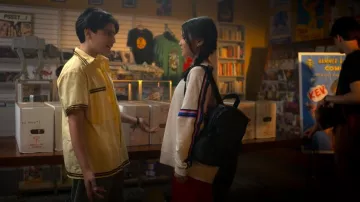 Aerie Womens Medium Sweatshirt Sporty Striped Crewneck Pullover French Terry worn by Carmie Henley (Kaileen Chang) as seen in I Woke Up a Vampire (S02E02)