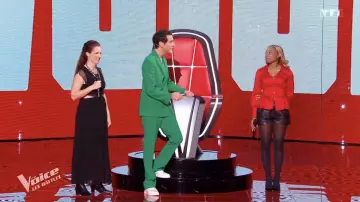 The white sneakers worn by Mika in The Voice: The Battles on April 13, 2024
