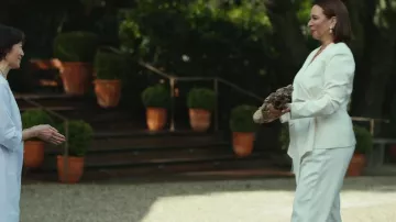 Lafayette 148 New York Perry Wide Leg Stretch Silk Pants worn by Molly Novak (Maya Rudolph) as seen in Loot (S02E04)