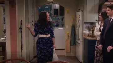 Diane Von Furstenberg Alabama Robe portée par Rosie (Selenis Leyva) comme on le voit dans Lopez vs Lopez (S02E06)