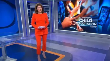Sportmax Felix Skinny Pants worn by Norah O'Donnell as seen in CBS Evening News on April 17, 2024