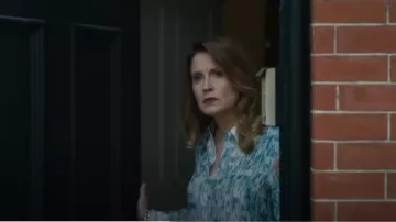 Banana Republic Women's The Perfect Mulberry Silk Blouse worn by Cynthia Roarke (Emily Dorsch) as seen in FBI: Most Wanted (S05E09)