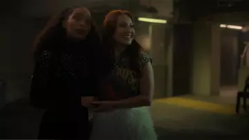 Falda Alice + Olivia Cina usada por Ana Torres (Francia Raisa) como se ve en grown-ish (T06E13)