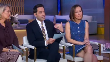 Sandro Palmare Minirobe droite en tweed à sequins portée par Eva Pilgrim dans Good Morning America le 18 avril 2024