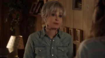 RRL Ralph Lauren Slim Fit Cham­bray West­ern Shirt worn by Meemaw (Annie Potts) as seen in Young Sheldon (S07E08)