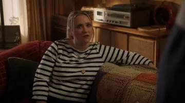 Old Navy Relaxed Mariner Stripe Tee worn by Mandy McAllister (Emily Osment) as seen in Young Sheldon (S07E08)