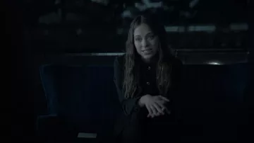 H&M Fitted Denim Dress worn by Tatiana (Marlo Kelly) as seen in 3 Body Problem (S01E03)