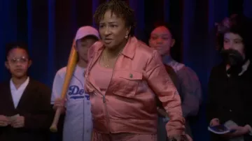 Cinq à Sept Dale Jack­et worn by Lucretia Turner (Wanda Sykes) as seen in The Upshaws (S05E03)