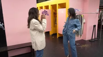 Veste en coton Isabel Marant Paolo portée par Donna Farizan comme on le voit dans Aujourd’hui avec Hoda et Jenna le 22 avril 2024