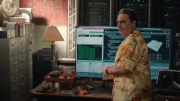 H&M Relaxed Fit Resort Shirt worn by Ernie Malik (Jason Antoon) as seen in NCIS: Hawai'i (S03E08)