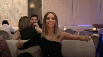 Mini robe à une épaule à sequins noirs Ax Paris New look portée par Scheana Shay comme on le voit dans Vanderpump Rules (S11E13)