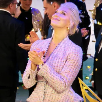 Pink Tweed Blazer of Hannah Waddingham on the Instagram account @waddsarchives