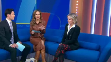 Veronica Beard Miller Dickey Veste En Noir Avec Boutons Argentés portée par Jennifer Ashton comme on le voit dans Good Morning America le 23 avril 2024