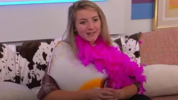 Rubie's Men's Eggs Costume worn by Autumn Ann Nielsen as seen in The Circle (S06E08)