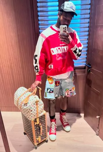 *Mieux avec les patchs en denim bleu Age Short 'Gentleman' porté par JuJu Smith-Schuster sur le compte Instagram @juju