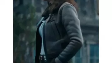 Tracker TV series : Veste en cuir en peau de mouton marron (Sofia Pernas) dans la saison 1, épisode 6