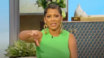 Melitta Baumeister Ripple Pleat Sleeveless Midi Dress worn by Tamron Hall as seen in Tamron Hall Show on April 26, 2024