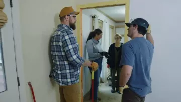 Chemise en flanelle L.l. Bean portée par Ben Napier dans Home Town (S08E16)