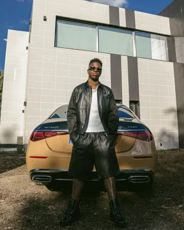 Gafas de sol Louis Vuitton Black Narrow 'LV Super Vision' usadas por Vinícius Júnior en la cuenta de Instagram @vinijr
