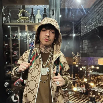 Gucci Beige Jumbo-GG Zip Hoodie worn by Natanael Cano on the Instagram account @natanael_cano