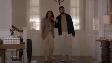 Zapatillas Adidas Samba usadas por Layla Keating (Greta Onieogou) como se ve en All American (S06E05)