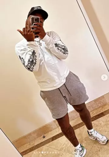 Chrome Hearts Black 'CH' Trucker Hat worn by Deebo Samuel on the Instagram account @1deebosr