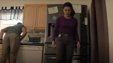Pantalones ajustados Joie High-Rise Park usados por Lucy Tara (Yasmine Al-bustami) como se ve en NCIS: Hawái (S03E09)