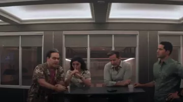 T-shirt en coton imprimé camouflage Atm Anthony Thoma Melillo porté par Lucy Tara (Yasmine Al-bustami) dans NCIS : Hawaï (S03E09)